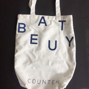 Beauty tote